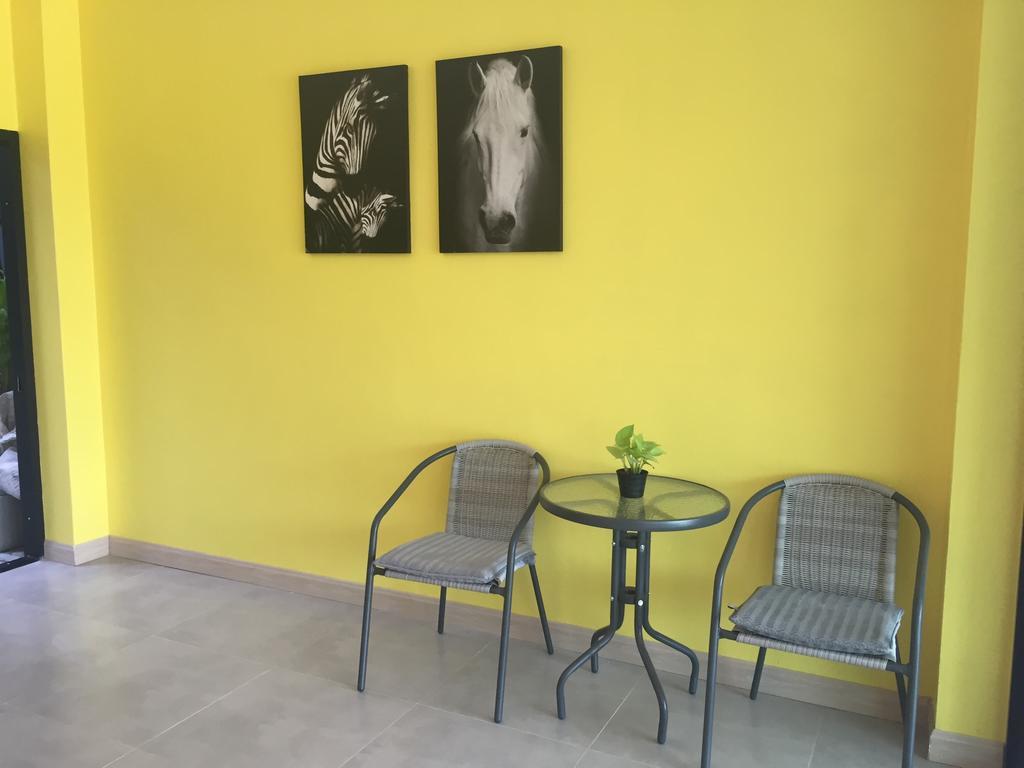 โมเมนต์ เฮาส์ หัวหิน Hostel ภายนอก รูปภาพ