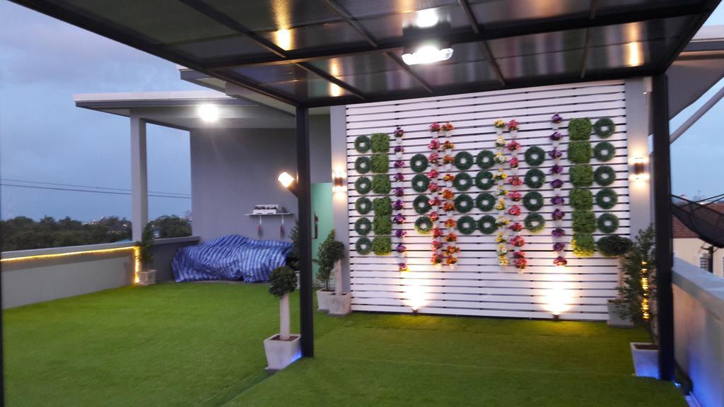โมเมนต์ เฮาส์ หัวหิน Hostel ภายนอก รูปภาพ